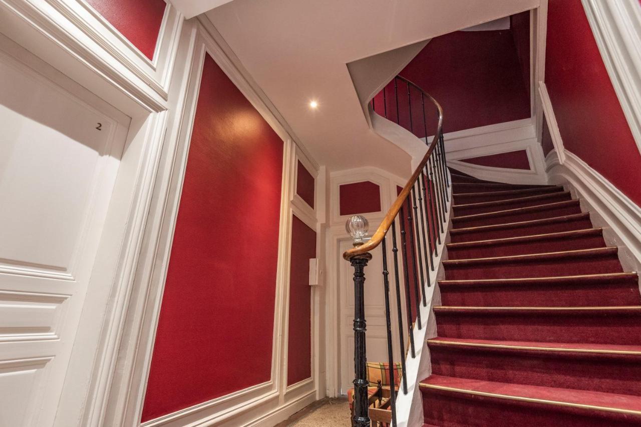Feuillatte Apartment Reims Bagian luar foto